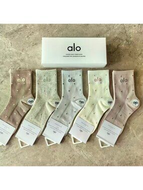 A12- ALO Yoga Women's Pastel Polka Dot Half-Crew Socks 5-Pair Box Set - NWT
